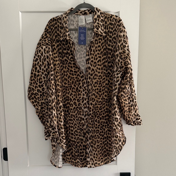 H&M Tops - H&M NWT Leopard Print Button-Up Beachwear Coverup